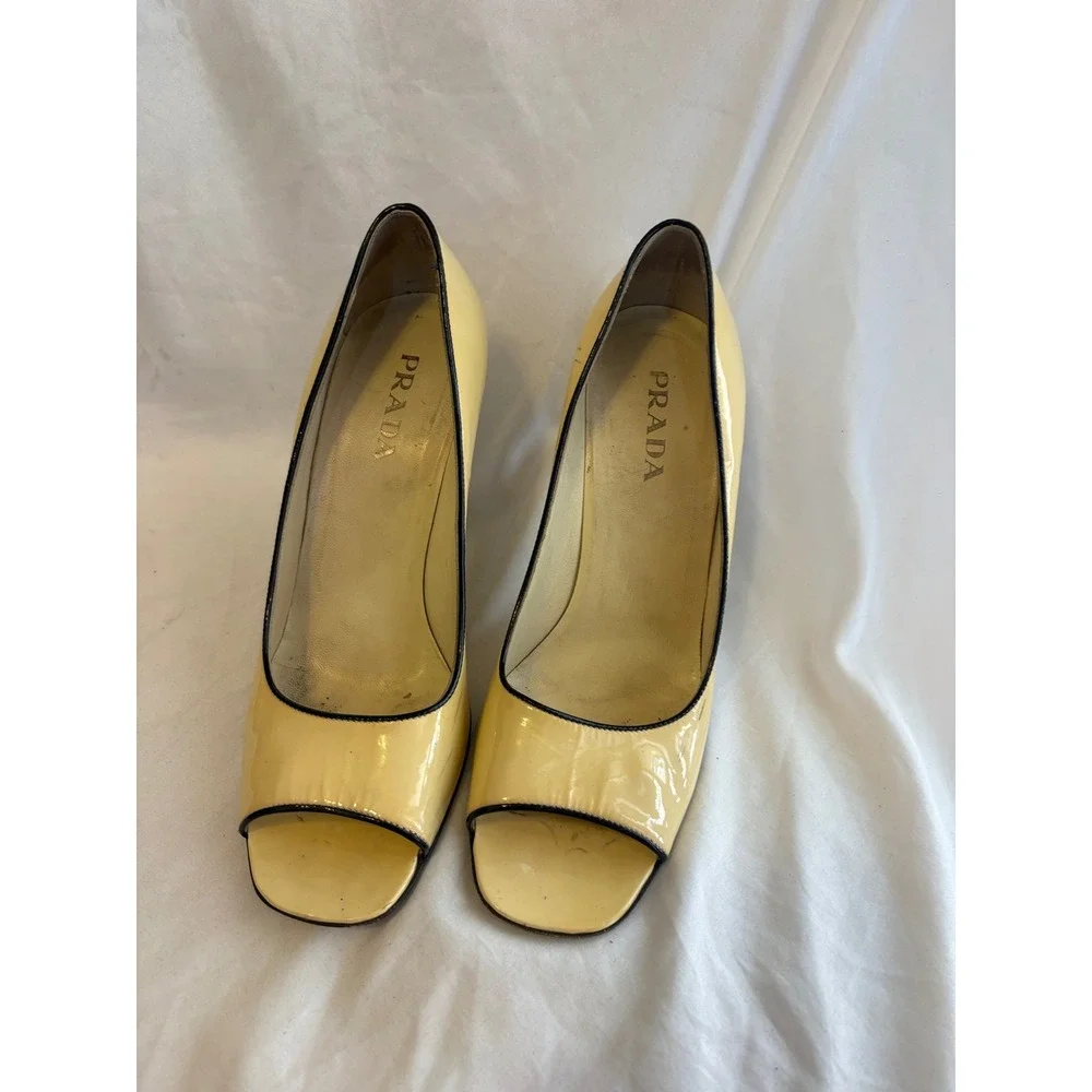 Prada Patent Leather Peep Toe Pumps Yellow Black Trim Stiletto Heels Size 37